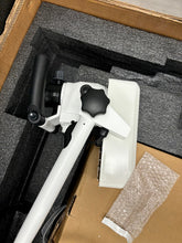 Load image into Gallery viewer, Seiler Promise Vision 3D Dental Endodontic Microscope Magnification System 2022