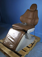 Load image into Gallery viewer, Dexta MK9C Dental Ergonomic Wingback Design Exam Chair