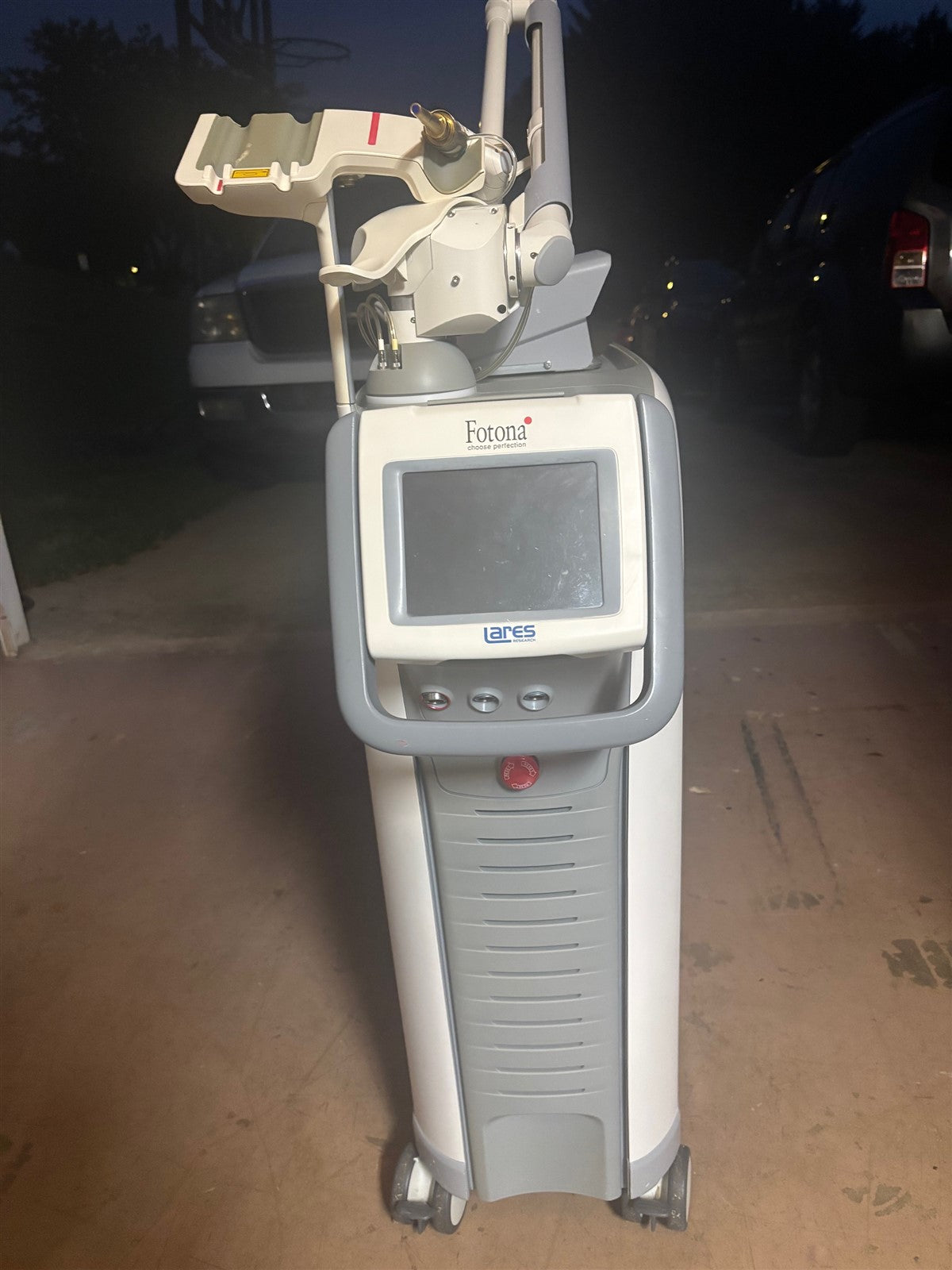 Fotona LightWalker AT Dual-Wavelength Dental Laser – Soft & Hard Tissu product image