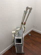 Load image into Gallery viewer, TereFotona LightWalker DT Dental Laser Oral Tissue Ablation System