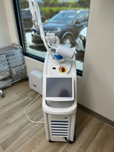 Load image into Gallery viewer, Convergent Solea 2.0 CO2 Dental Laser All Tissue Hard Soft Cavity Prep System