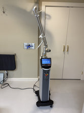Load image into Gallery viewer, Lutronic Denta II CO2 Dental Surgical Laser Soft Tissue System