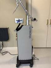 Load image into Gallery viewer, Lutronic Denta II CO2 Dental Surgical Laser Soft Tissue System