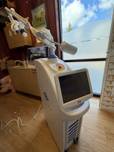 Load image into Gallery viewer, Convergent Solea 3.0 CO2 Dental Tissue Laser System