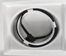 Load image into Gallery viewer, NEW UNUSED Medit i900 Dental Intraoral Scanner for CAD/CAM Dentistry (2025)