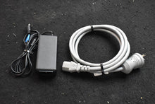 Load image into Gallery viewer, Medit i500 Dental Powderless Intraoral Scanner for CAD/CAM Dentistry