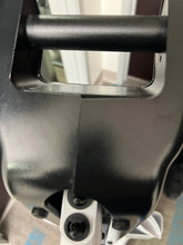 Load image into Gallery viewer, Claronav Navident Dental Dynamic 3D Implant Navigation System
