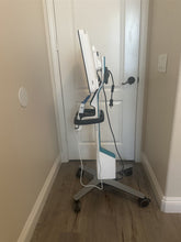 Load image into Gallery viewer, iTero Element 5D Plus Lite Dental Intraoral Scanner for CAD/CAM Dentistry
