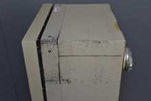 Load image into Gallery viewer, Dentronix DDS 5000 Dental Dry-Heat Instrument Sterilizer
