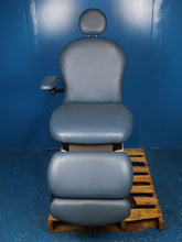 Load image into Gallery viewer, Midmark 641-005 Dental Exam Chair
