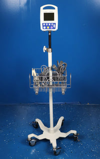 CSI Criticare eQuality 506DN Medical Patient Vital Signs Monitor System