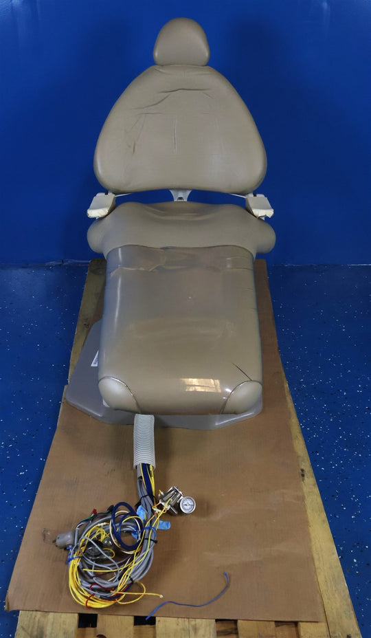 Adec 1040 Dental Ergonomic Exam and Treatment Chair