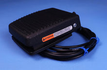 Load image into Gallery viewer, Dentsply Cavitron Plus Gen 136 Ultrasonic Dental Scaler Tap-On Foot Pedal 30kHz
