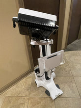 Load image into Gallery viewer, Claronav Navident Dental Image-Guided Navigation System
