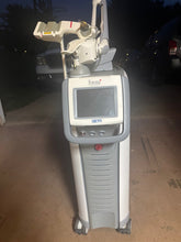 Load image into Gallery viewer, Fotona LightWalker AT Dual-Wavelength Dental Laser – Soft &amp; Hard Tissue
