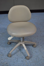 Load image into Gallery viewer, Adec 311 with 541 12 O&#39;Clock Rear Delivery, 375L Exam Light, 421 &amp; 422 Stools
