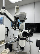 Load image into Gallery viewer, Labomed Magna Dental Medical Laboratory Precision Optic Microscope
