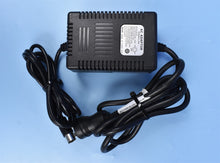Load image into Gallery viewer, Parkell Turbo Sensor Dental Professional-Grade Ultrasonic Scaler (2019)
