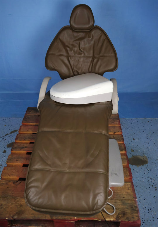 Adec 511 Dental Ergonomic Exam and Treatment Chair