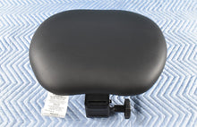 Load image into Gallery viewer, NEW UNUSED Belmont 090 Dental Contoured Doctor Stool
