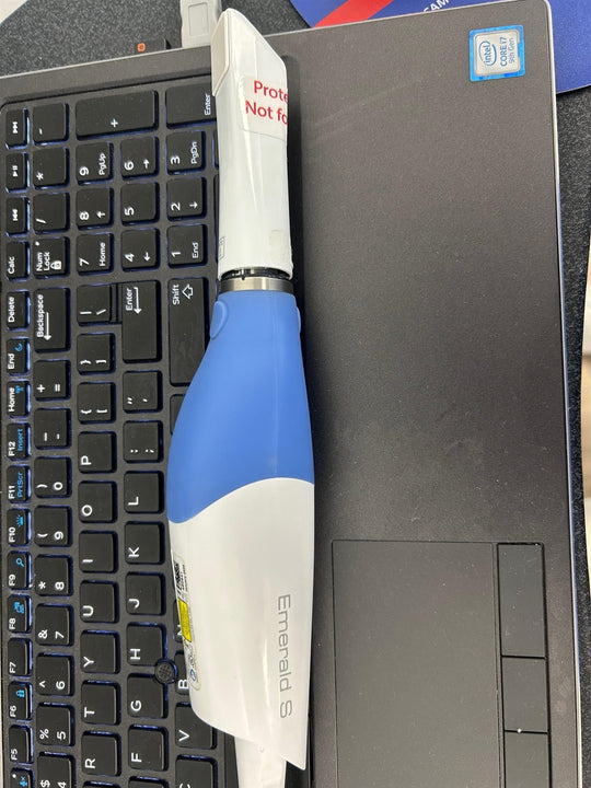 Planmeca Emerald S CAD/CAM Scanner and PlanMill 50 S Milling Unit