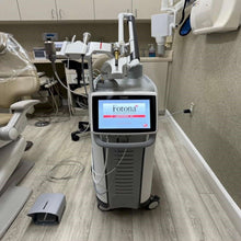 Load image into Gallery viewer, Fotona Lightwalker AT S Dental Dual-Wavelength Hard+Soft Tissue Laser
