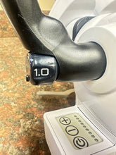 Load image into Gallery viewer, Global A3 Series Endodontic Microscope Magnification System

