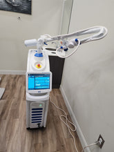 Load image into Gallery viewer, Convergent Solea 3.0 C02 Dental Hard and Soft Tissue Laser System
