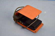 Load image into Gallery viewer, AMD Picasso Lite Plus Dental Laser - FOR PARTS/REPAIR
