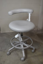 Load image into Gallery viewer, NEW Adec 311 Chair, 541B Duo Delivery, 372L Light, 5580 12 O&#39;Clock, w/ Stools
