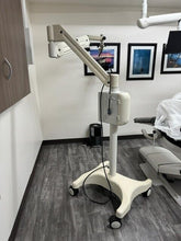 Load image into Gallery viewer, Global Urban Entree M704CL Dental Microscope Magnification System
