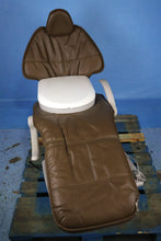 Load image into Gallery viewer, Adec 511 Dental Ergonomic Exam and Treatment Chair
