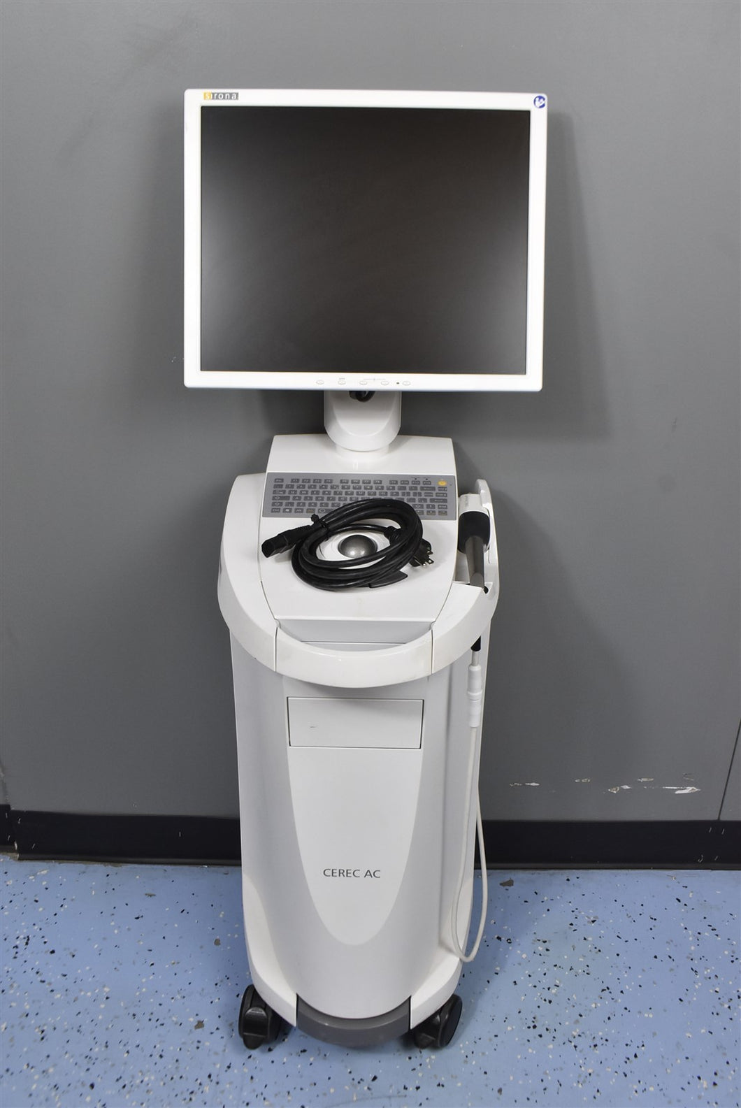 Sirona CEREC AC Omnicam Dental Intraoral Scanner for CAD/CAM Dentistry