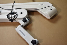 Load image into Gallery viewer, Global G6 Endodontic Microscope Magnification System
