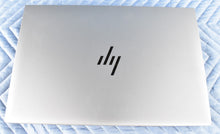 Load image into Gallery viewer, NEW UNUSED Medit i900 Dental Intraoral Scanner for CAD/CAM Dentistry (2025)
