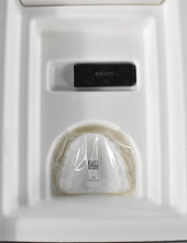 Load image into Gallery viewer, NEW UNUSED Medit i900 Dental Intraoral Scanner for CAD/CAM Dentistry (2025)

