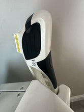 Load image into Gallery viewer, Viora V20 Medical Dermatology Hair Cellulite Acne Removal Aesthetic Laser
