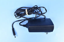 Load image into Gallery viewer, Carestream CS 3600 Dental Intraoral Scanner for CAD/CAM Dentistry (2017)
