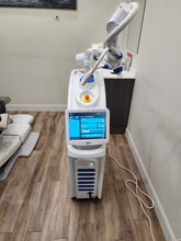 Load image into Gallery viewer, Convergent Solea 3.0 C02 Dental Hard and Soft Tissue Laser System
