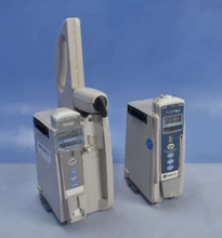 Load image into Gallery viewer, NEW UNUSED CareFusion Alaris 8110 Syringe Infusion System w/ Pump
